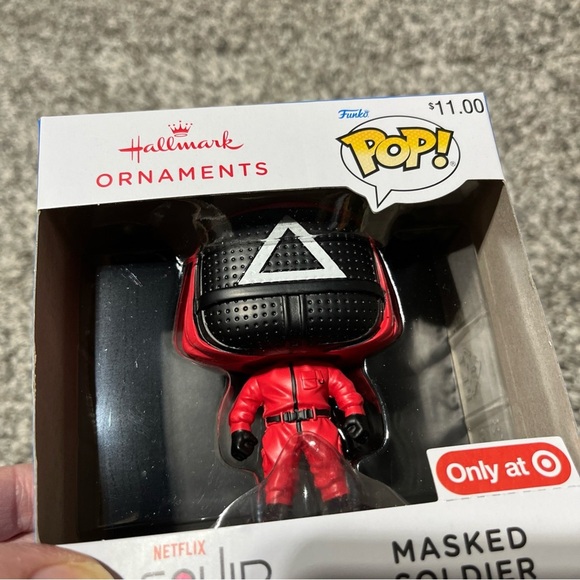 2024 HALLMARK X FUNKO POP! ORNAMENT SQUID GAME MASKED SOLDIER (TARGET) - Picture 5 of 5